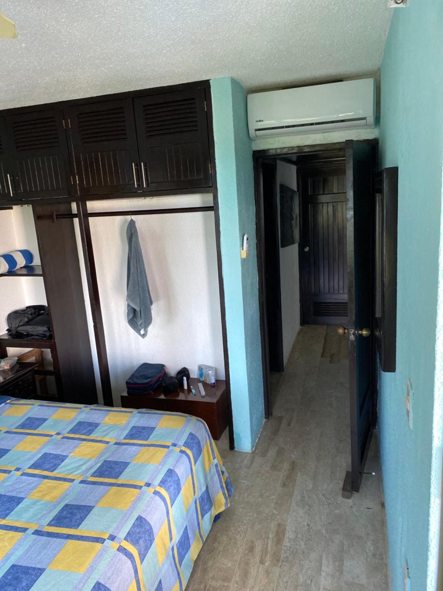 Front Beach Private Room With Shared Bathroom Cancún Eksteriør bilde